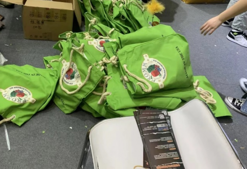 FROMM福摩——亮相亚洲宠物展“盛装启航”