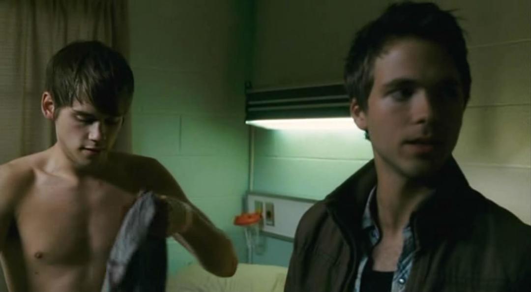 黑暗之下(2011)的剧照 黑暗之下(2011)的剧照