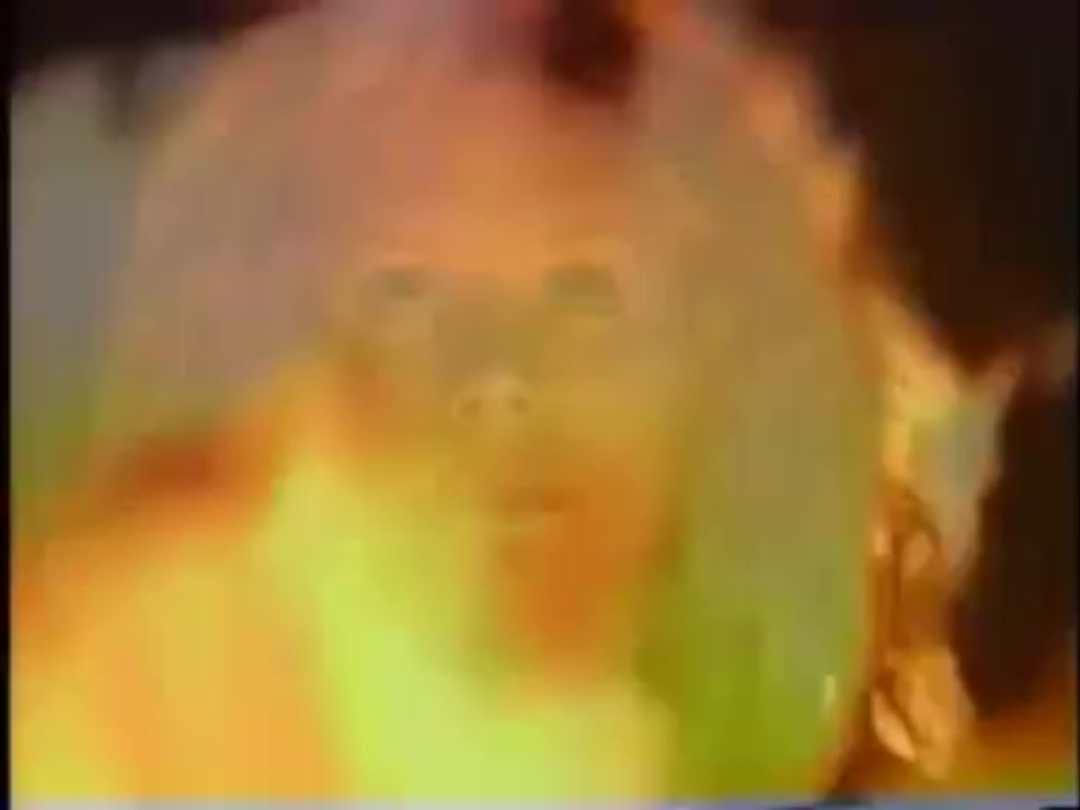 他来自未来(1996)的剧照 他来自未来(1996)的剧照