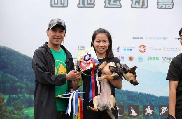 盖夫携Daventures Race山地嘉年华，户外运动会看狗狗肆意撒欢 