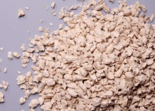 猫砂究竟如何选择？弄清以下几点，为你家猫主子挑选最合适的猫砂