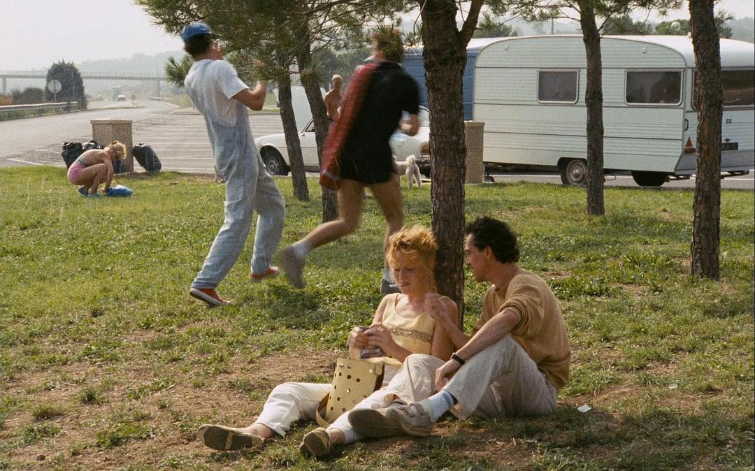 神秘失踪(1988)的剧照 神秘失踪(1988)的剧照