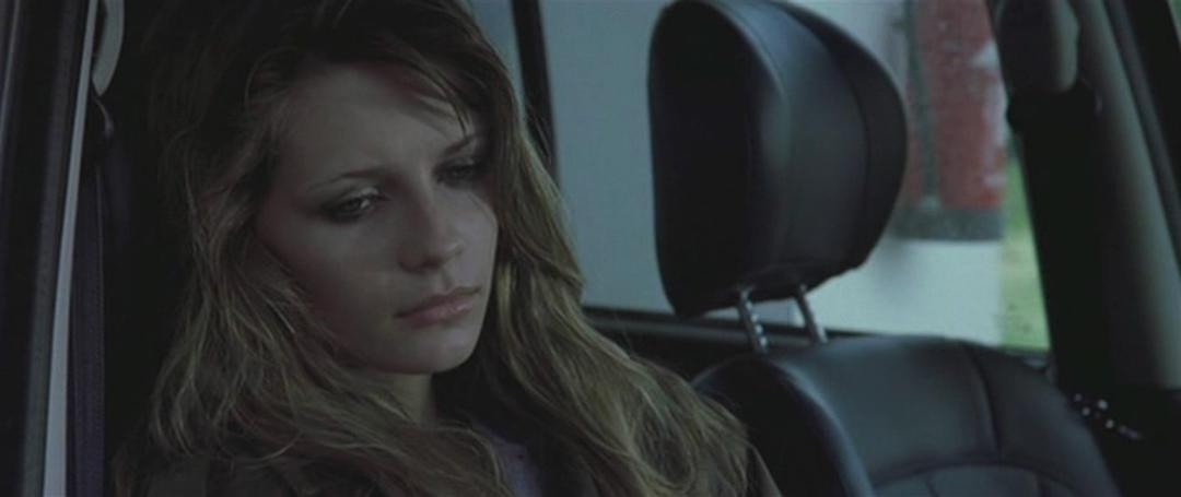 魔界重生(2003)的剧照 魔界重生(2003)的剧照