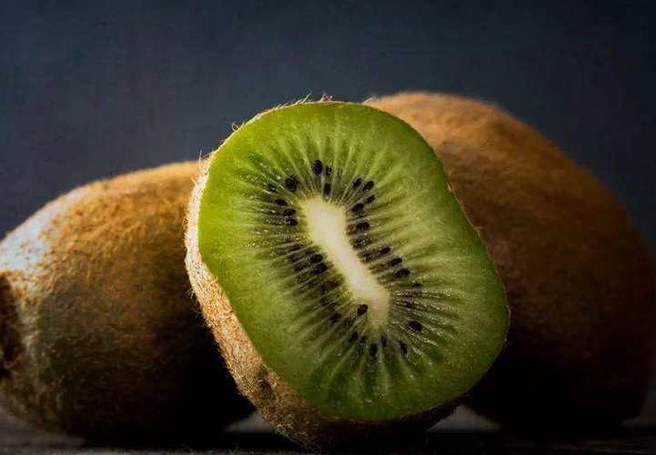 想知道狗到底能不能吃猕猴桃，就看这！