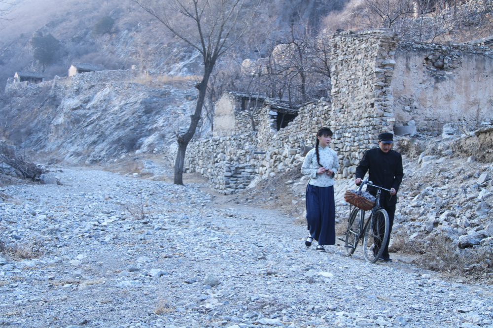 红髅
(2014)的剧照 红髅
(2014)的剧照