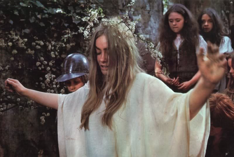 撒旦之鸦(1971)的剧照 撒旦之鸦(1971)的剧照