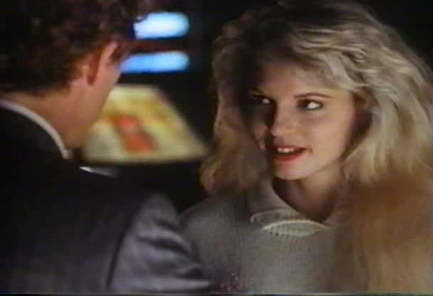 胴体情迷(1990)的剧照 胴体情迷(1990)的剧照