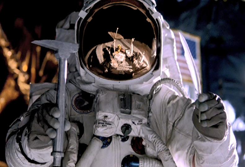 从地球到月球(1998)的剧照 从地球到月球(1998)的剧照