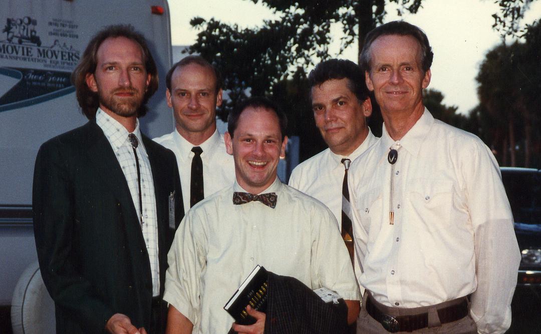 从地球到月球(1998)的剧照 从地球到月球(1998)的剧照