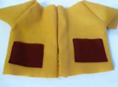 手工制作宠物猫咪衣服的方法步骤