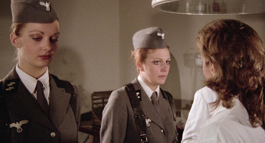 纳粹疯狼(1977)的剧照 纳粹疯狼(1977)的剧照