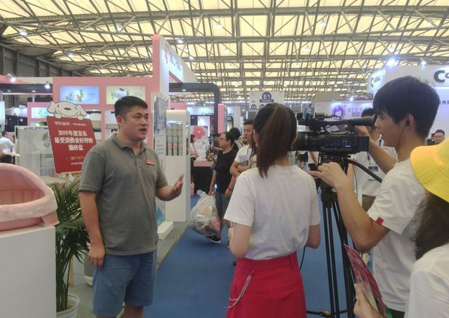 爱心+用心+责任心=派可为对宠物事业的一片初心