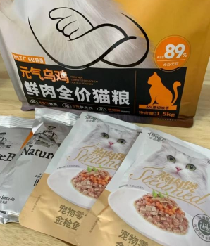 百元内猫粮怎么选？“多猫之家”都看比瑞吉元气乌鸡鲜肉猫粮