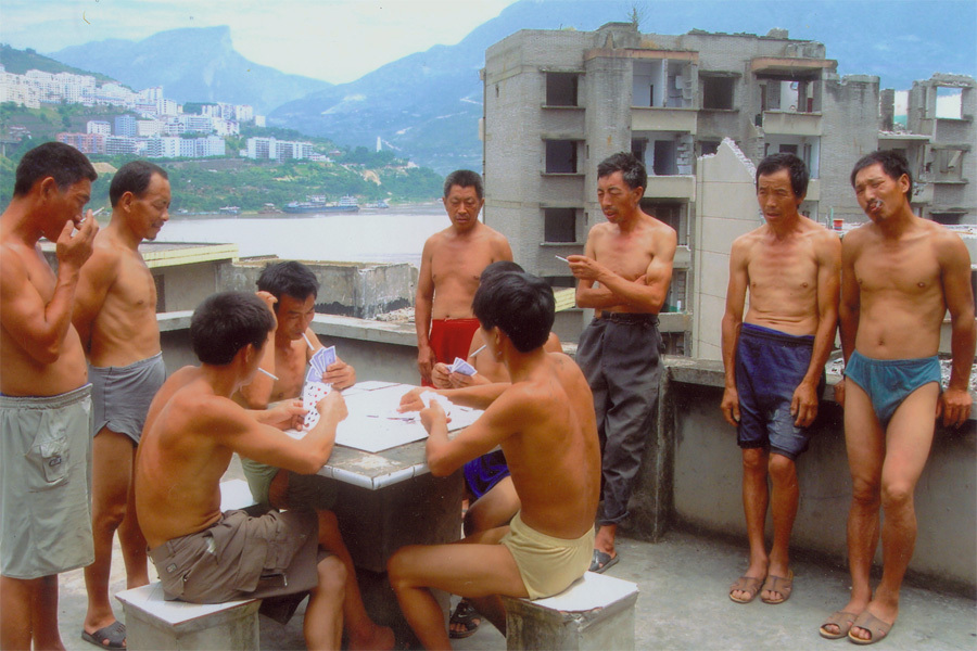 东
(2006)的剧照 东
(2006)的剧照