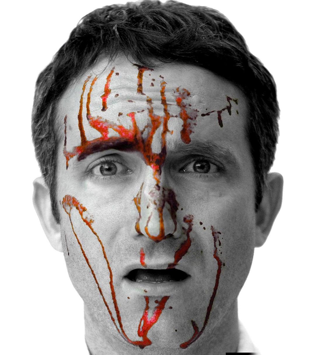 悬挂在树梢的残骸(2010)的剧照 悬挂在树梢的残骸(2010)的剧照