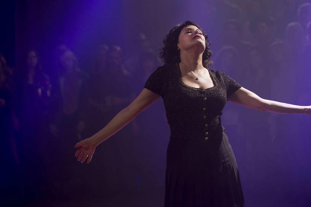 双峰(2017)的剧照 双峰(2017)的剧照