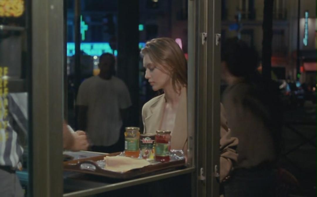 难以入眠(1994)的剧照 难以入眠(1994)的剧照