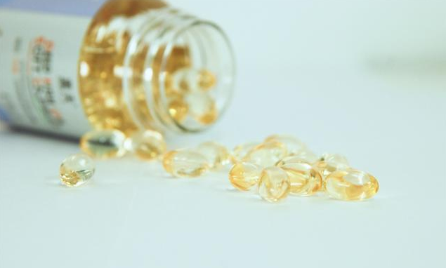 服用鱼油对狗狗有益，盖夫宠物推盖夫鱼油