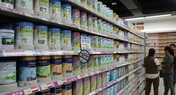 狗狗长期喂羊奶粉好吗？羊奶究竟有什么功效？