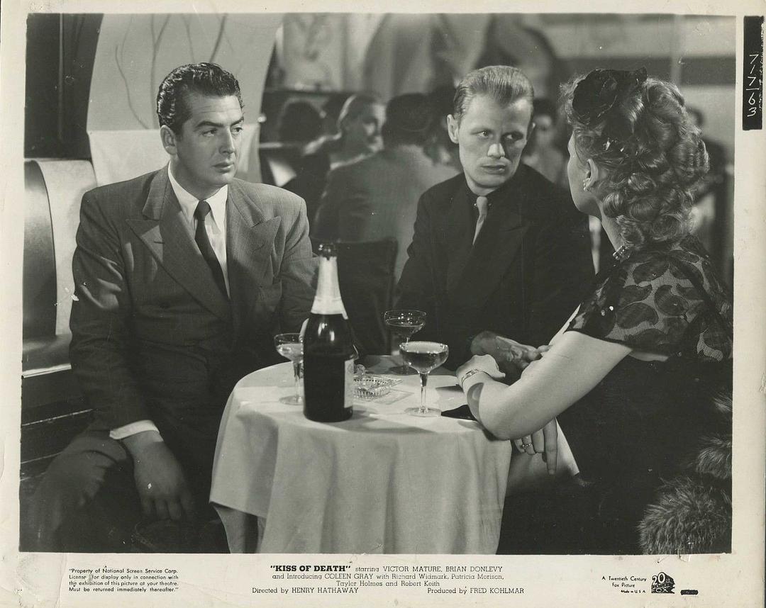 死吻(1947)的剧照 死吻(1947)的剧照