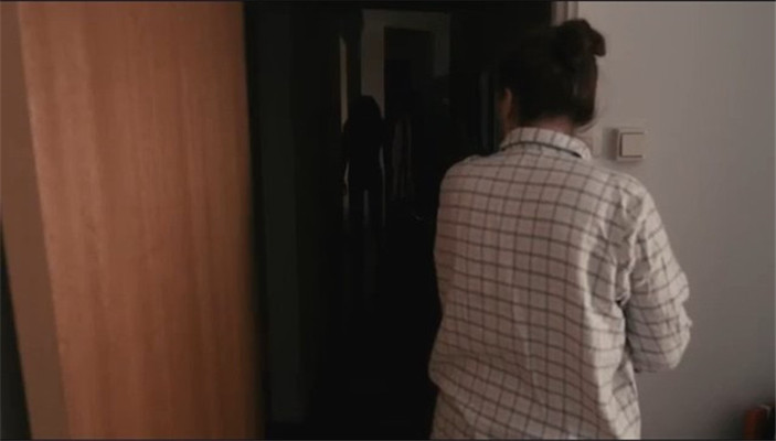 关灯以后(2013)的剧照 关灯以后(2013)的剧照