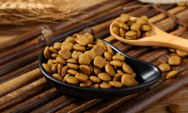 优质狗粮怎么选？看完能让你挑到好狗粮！