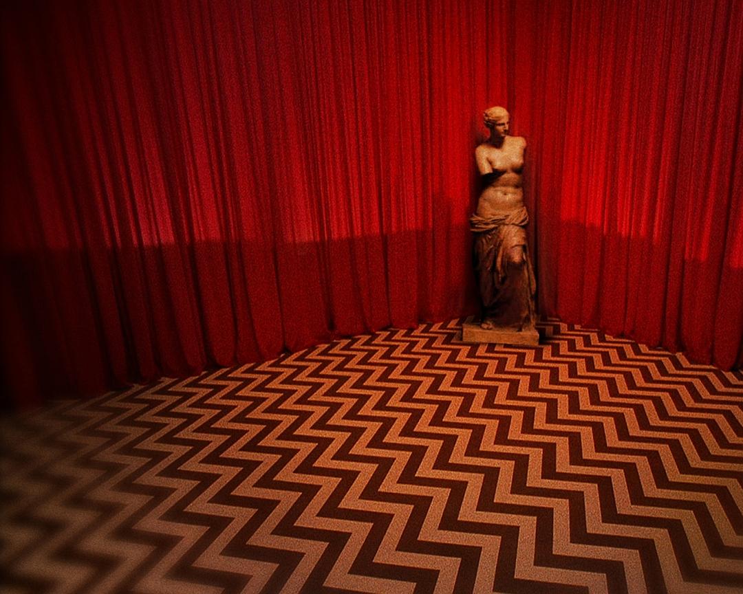 双峰(2017)的剧照 双峰(2017)的剧照