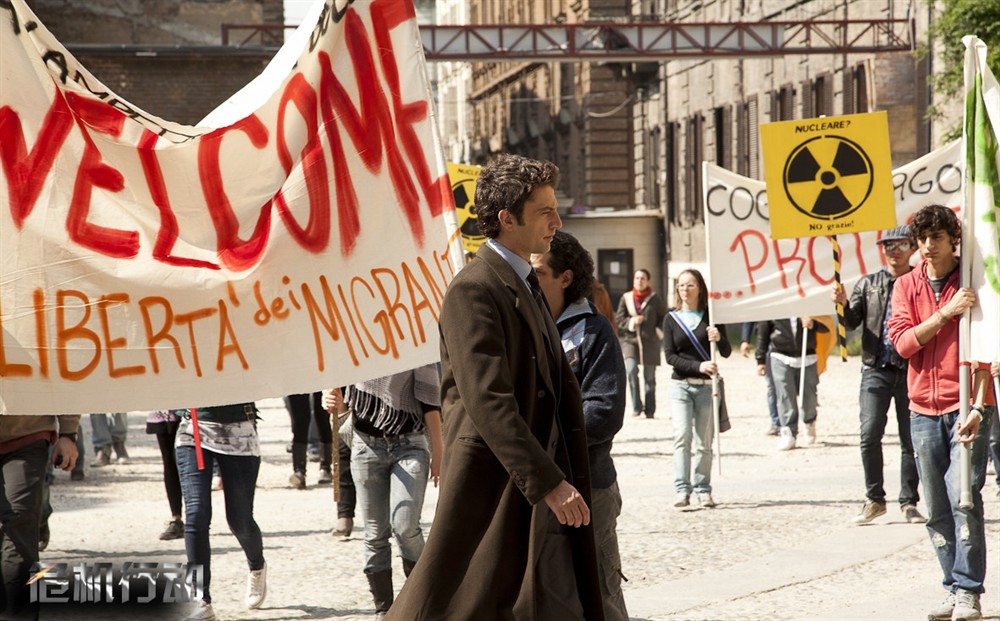 危机行动(2012)的剧照 危机行动(2012)的剧照