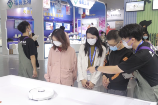 “亚宠展”复开，深圳会展业的信心和智慧